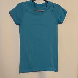 lululemon athletica Turquoise Short Sleeve Tee